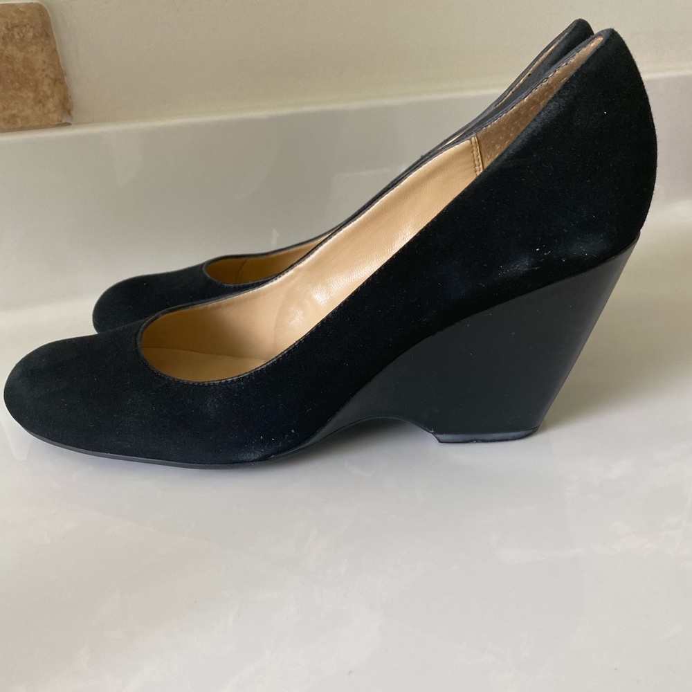 Black Wedges - image 1